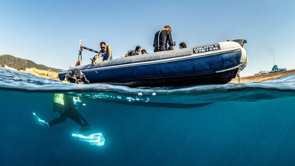 boat diving mallorca