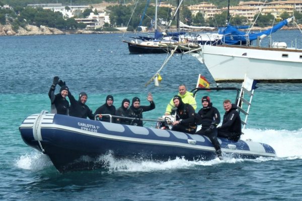 our-boat-big-blue-diving-1